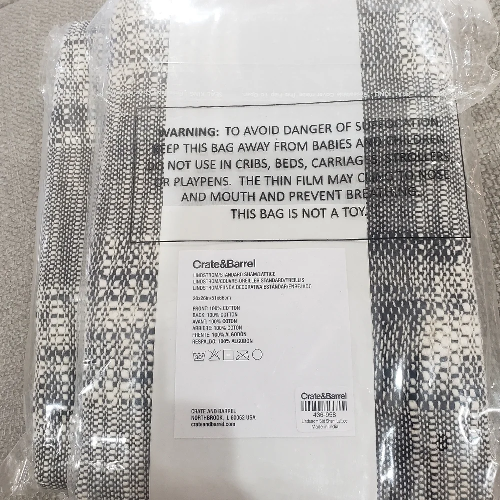 Crate & Barrel x2 Lindstrom Black Lattice Standard Pillow Sham NEW 20in x 26in